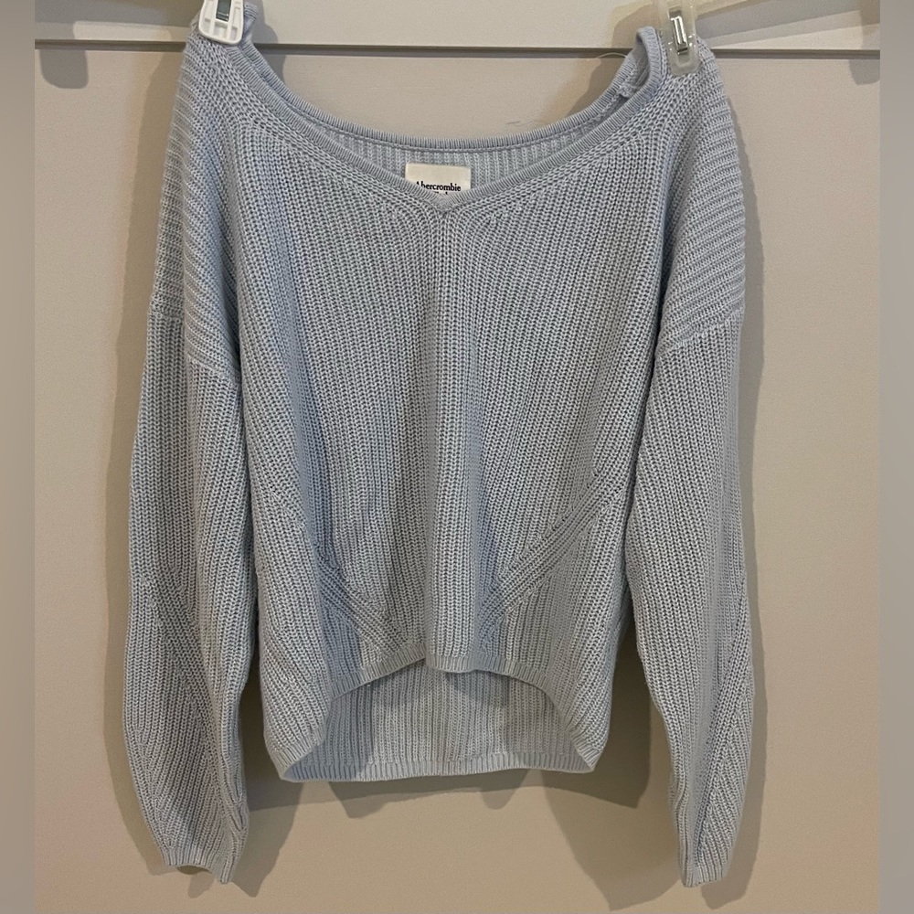 COPY - Abercrombie and Fitch Oversized V- Neck Sweater